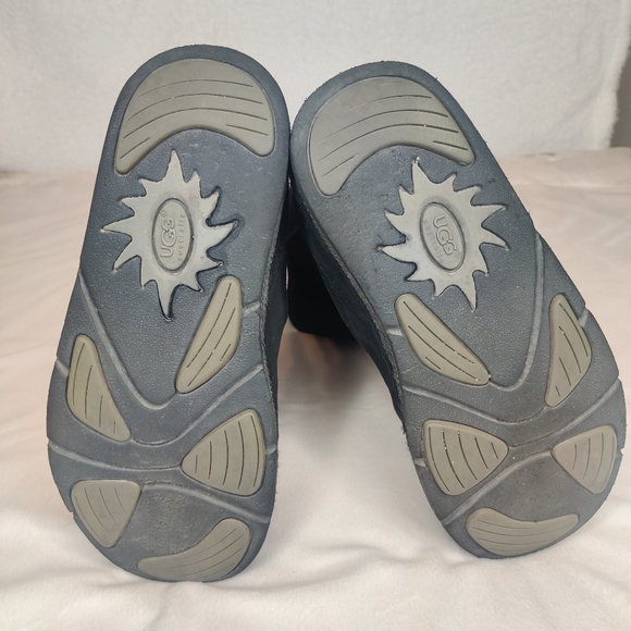 Women's Black Ugg Boots - Picture 12 of 13